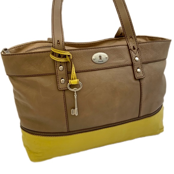 Fossil Taupe/Tan Leather Tote - Picture 4 of 17